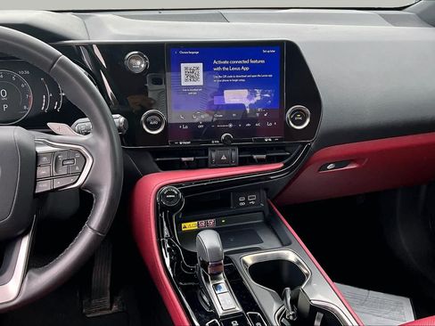 Used 2024 Lexus NX 250 FWD image 7