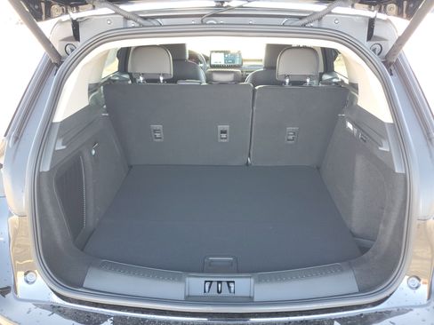 New 2026 Lincoln Corsair Premiere image 29