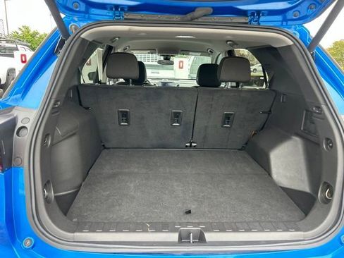 Used 2024 Chevrolet Equinox LT AWD/4WD image 29