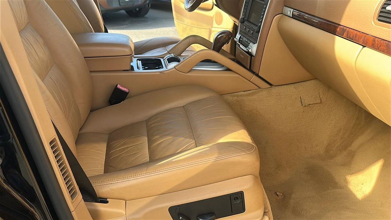Used 2006 Porsche Cayenne AWD/4WD image 33
