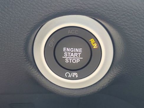 New 2026 Chrysler Voyager LX image 22