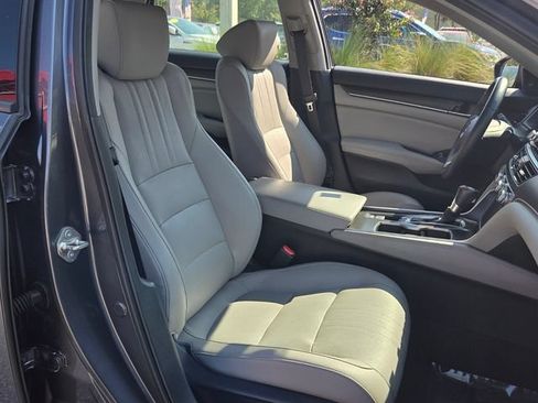 Used 2018 Honda Accord EX-L image 17
