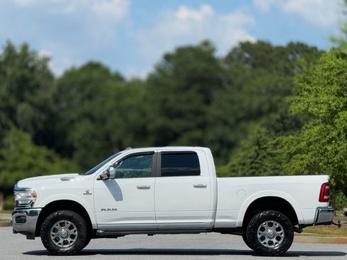 Used 2021 RAM 2500 Laramie image 8