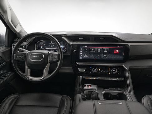 Used 2024 GMC Sierra 1500 Denali AWD/4WD image 22