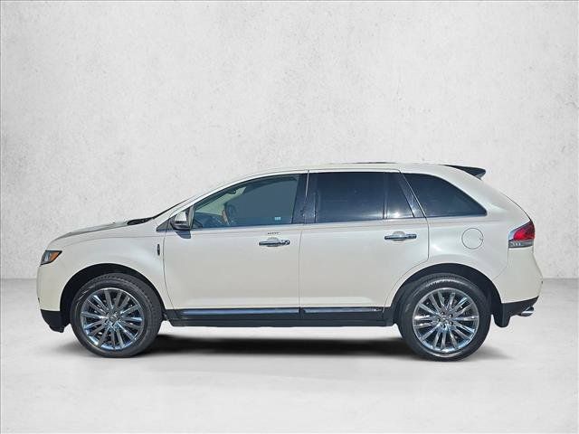 Used 2015 Lincoln MKX FWD w/ Equipment Group 102A image 9