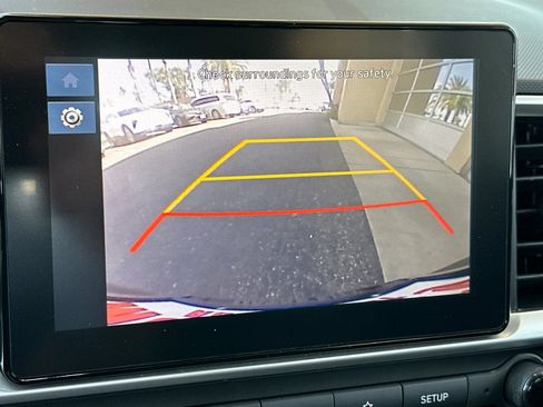 Used 2025 Hyundai Venue SEL FWD image 19