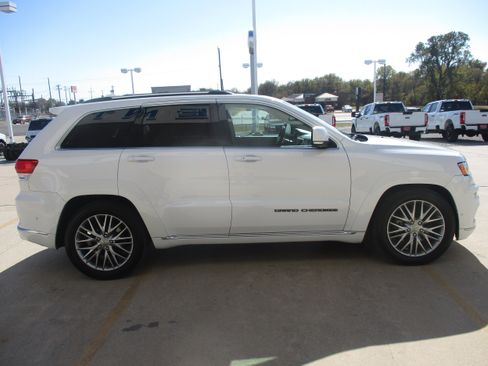 Used 2018 Jeep Grand Cherokee Summit w/ Platinum Series Group image 6