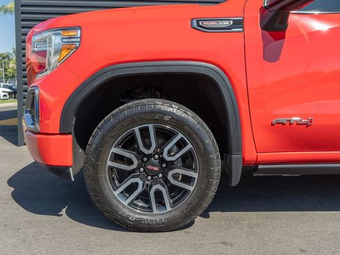 Used 2022 GMC Sierra 1500 AT4 w/ AT4 Preferred Package AWD/4WD image 12