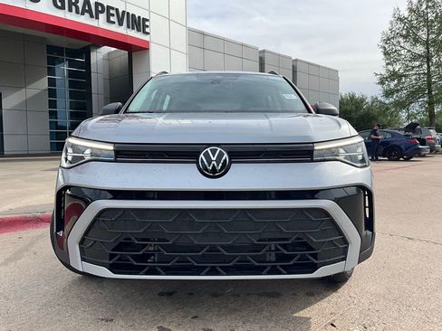 Used 2025 Volkswagen Taos S image 3