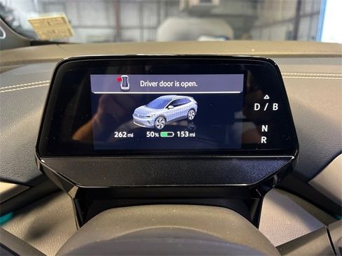 New 2025 Volkswagen ID.4 Pro S Plus image 16