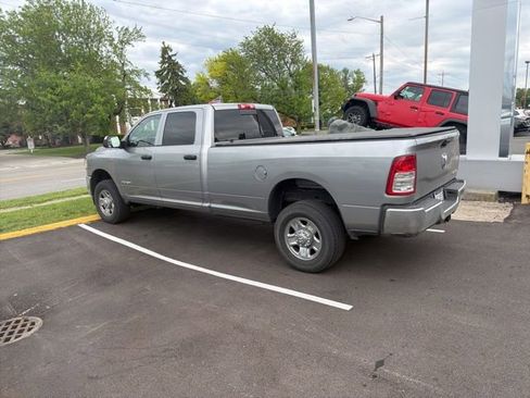 Used 2022 RAM 2500 Tradesman AWD/4WD image 2