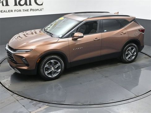 Used 2023 Chevrolet Blazer LT w/ Sound & Technology Package image 43