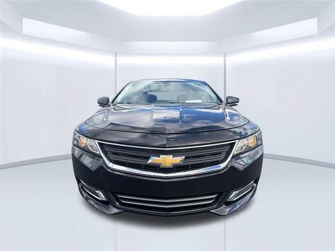 Used 2017 Chevrolet Impala LT FWD image 9