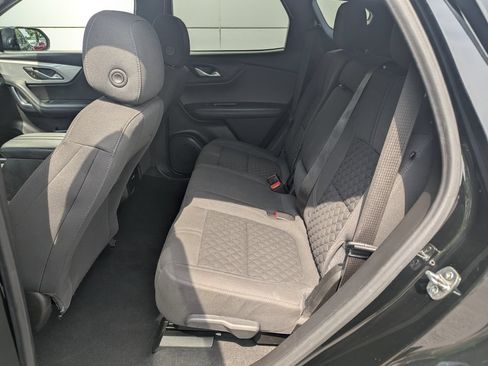 Used 2022 Chevrolet Blazer LT FWD image 28
