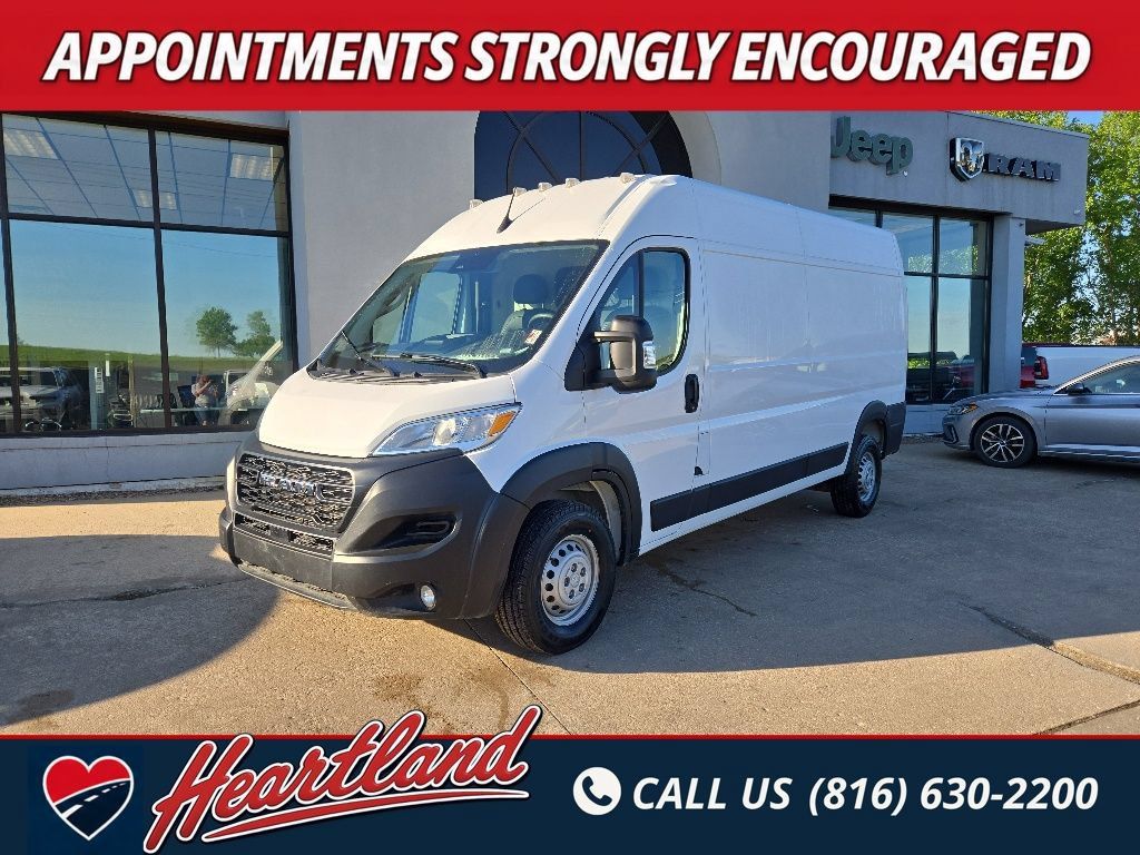Used 2025 RAM ProMaster 2500 w/ Convenience Group FWD image 1