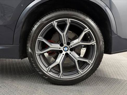 Used 2022 BMW X5 sDrive40i w/ M Sport Package RWD image 35