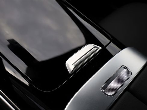 Certified 2025 Mercedes-Benz GLC 43 AMG 4MATIC Coupe image 55