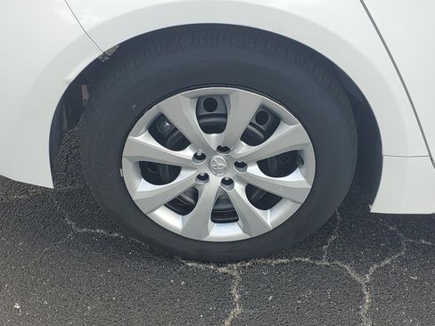 Certified 2025 Toyota Corolla LE FWD image 8