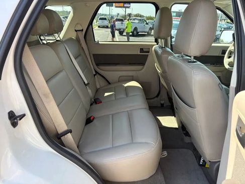 Used 2009 Ford Escape Limited FWD image 19