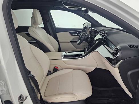 Used 2026 Mercedes-Benz GLC 300 image 10