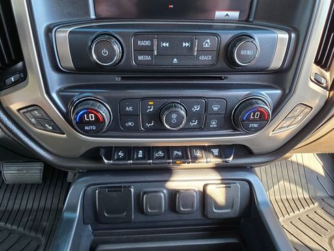 Used 2016 GMC Sierra 3500 Denali w/ Duramax Plus Package image 21