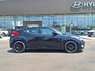 Used 2012 Hyundai Veloster w/ Style Pkg FWD video 2