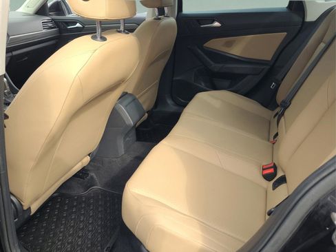 Used 2019 Volkswagen Jetta SEL image 10