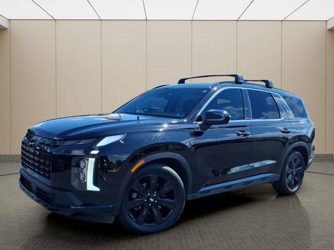 Used 2024 Hyundai Palisade XRT FWD image 2