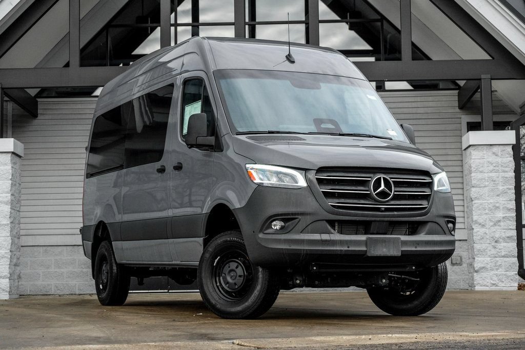 Used 2026 Mercedes-Benz Sprinter 2500 image 1