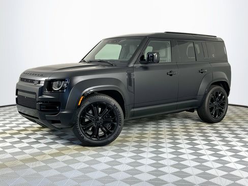 New 2026 Land Rover Defender 110 AWD/4WD image 1