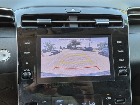 Certified 2022 Hyundai Tucson Blue AWD/4WD image 22