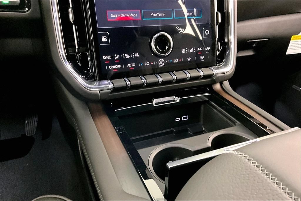 New 2026 GMC Yukon Denali AWD/4WD image 7