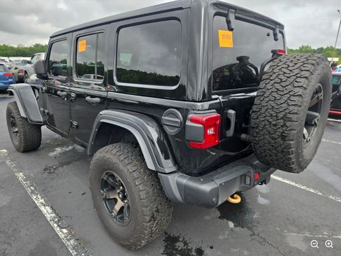 Used 2022 Jeep Wrangler Unlimited Rubicon w/ Xtreme Recon 35" Tire Package AWD/4WD image 3