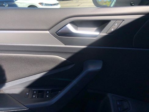 Used 2024 Volkswagen Jetta S image 12