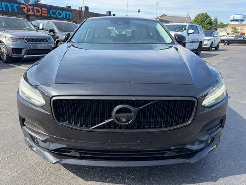 Used 2018 Volvo S90 T5 Momentum w/ Convenience Package FWD image 8