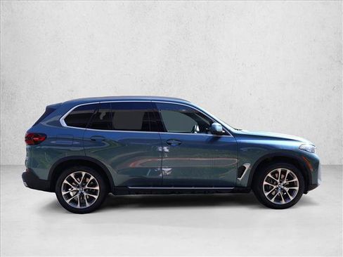 Used 2026 BMW X5 xDrive40i AWD/4WD image 5