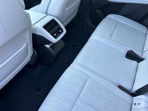 Certified 2025 Cadillac Lyriq Luxury image 13