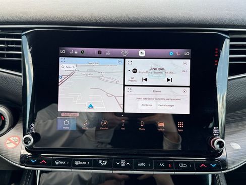 Used 2024 Jeep Wagoneer Series III image 18