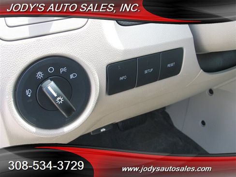 Used 2012 Ford Escape XLT AWD/4WD image 8