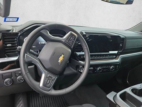 Used 2026 Chevrolet Silverado 1500 LT RWD image 16