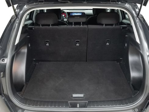 Used 2025 Hyundai Kona SEL FWD image 32