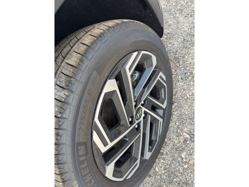 New 2025 Hyundai Tucson Limited AWD/4WD image 27