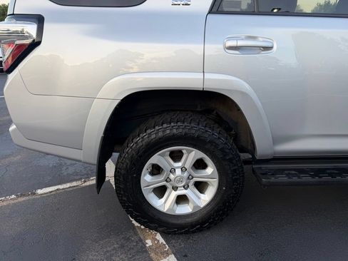 Used 2021 Toyota 4Runner SR5 Premium w/ Moonroof Package AWD/4WD image 5