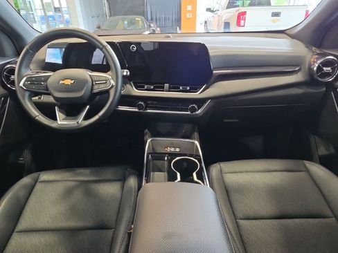 Used 2025 Chevrolet Equinox LT w/ Convenience Package II AWD/4WD image 25