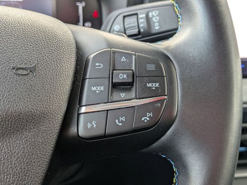 Used 2025 Ford Maverick Lobo image 15