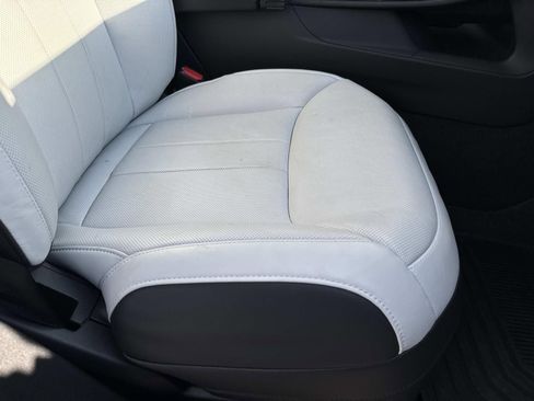 Used 2025 Land Rover Range Rover Sport Dynamic SE image 11