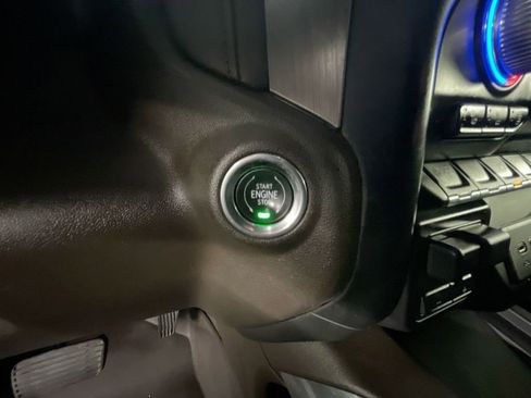 Used 2020 GMC Sierra 3500 Denali w/ Denali Ultimate Package image 17