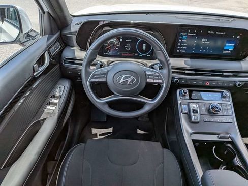 Certified 2025 Hyundai Palisade Calligraphy AWD/4WD image 19