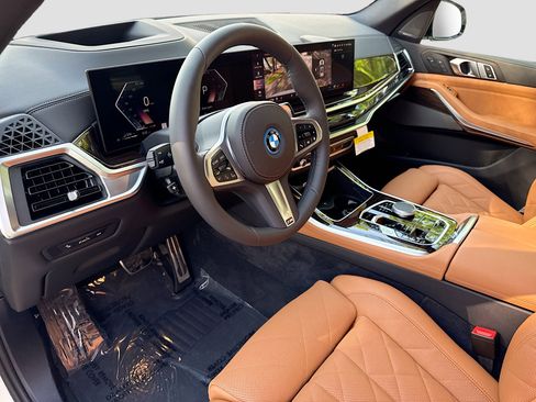 New 2026 BMW X5 xDrive50e w/ M Sport Package image 26