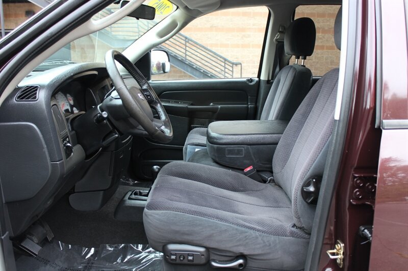 Used 2005 Dodge Ram 1500 Truck SLT w/ Quad Cab Big Horn Value Group AWD/4WD image 10